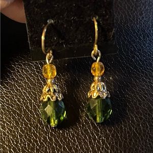 Lovely Green and gold crystal drop earrings
